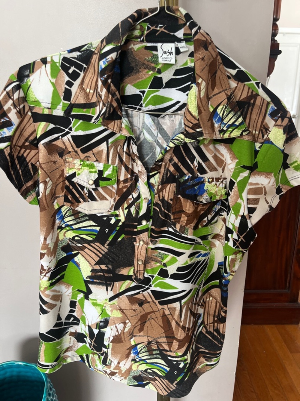 Unique Short-Sleeve Abstract Print Western Shirt in Green & Brown